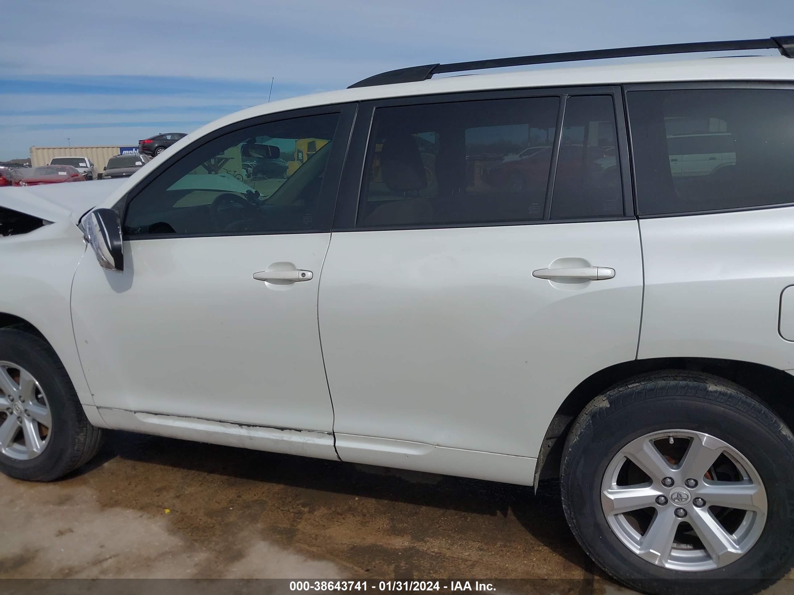 Photo 13 VIN: JTEBK3EHXA2160651 - TOYOTA HIGHLANDER 