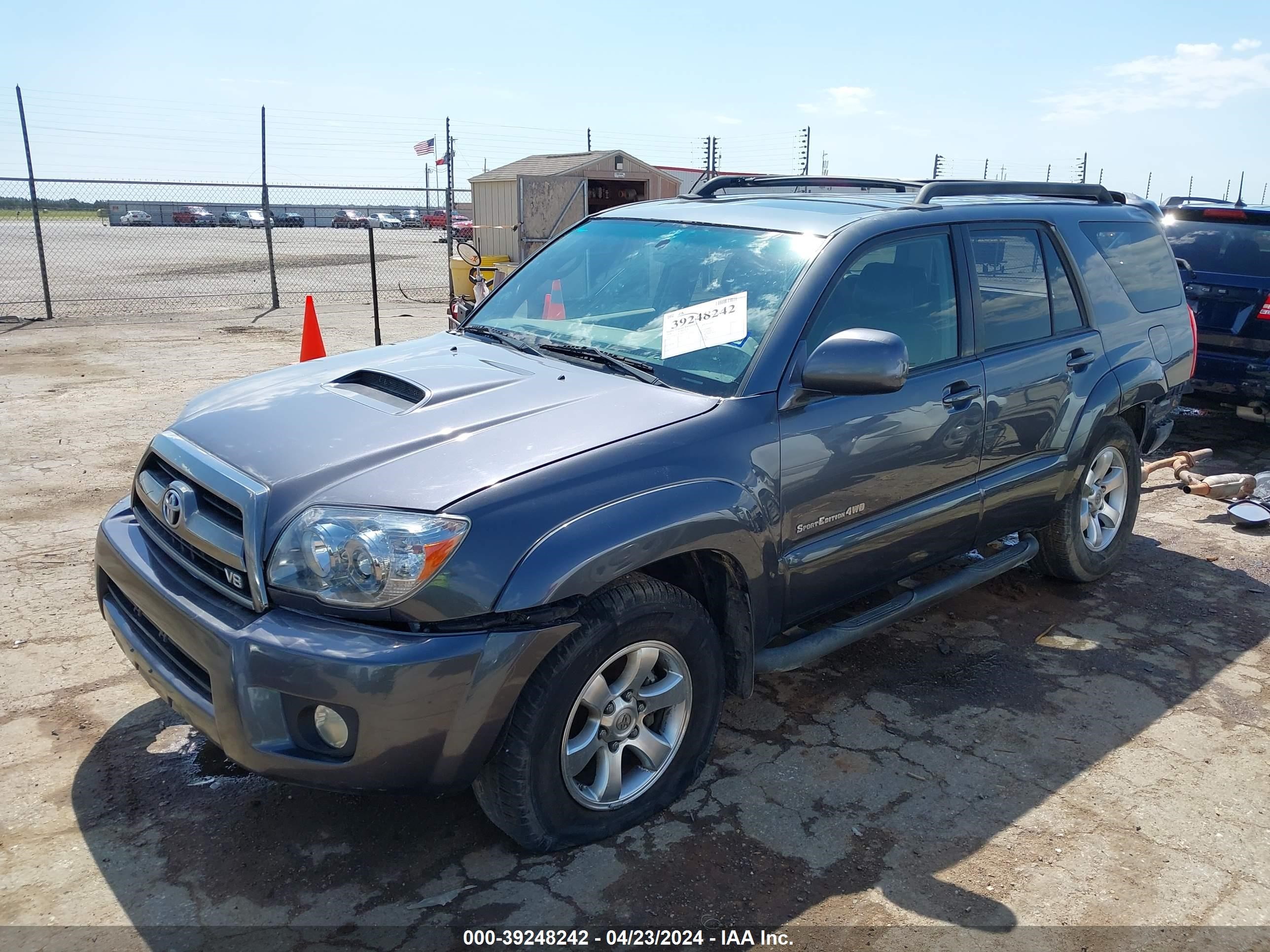 Photo 1 VIN: JTEBT14R18K003547 - TOYOTA 4RUNNER 