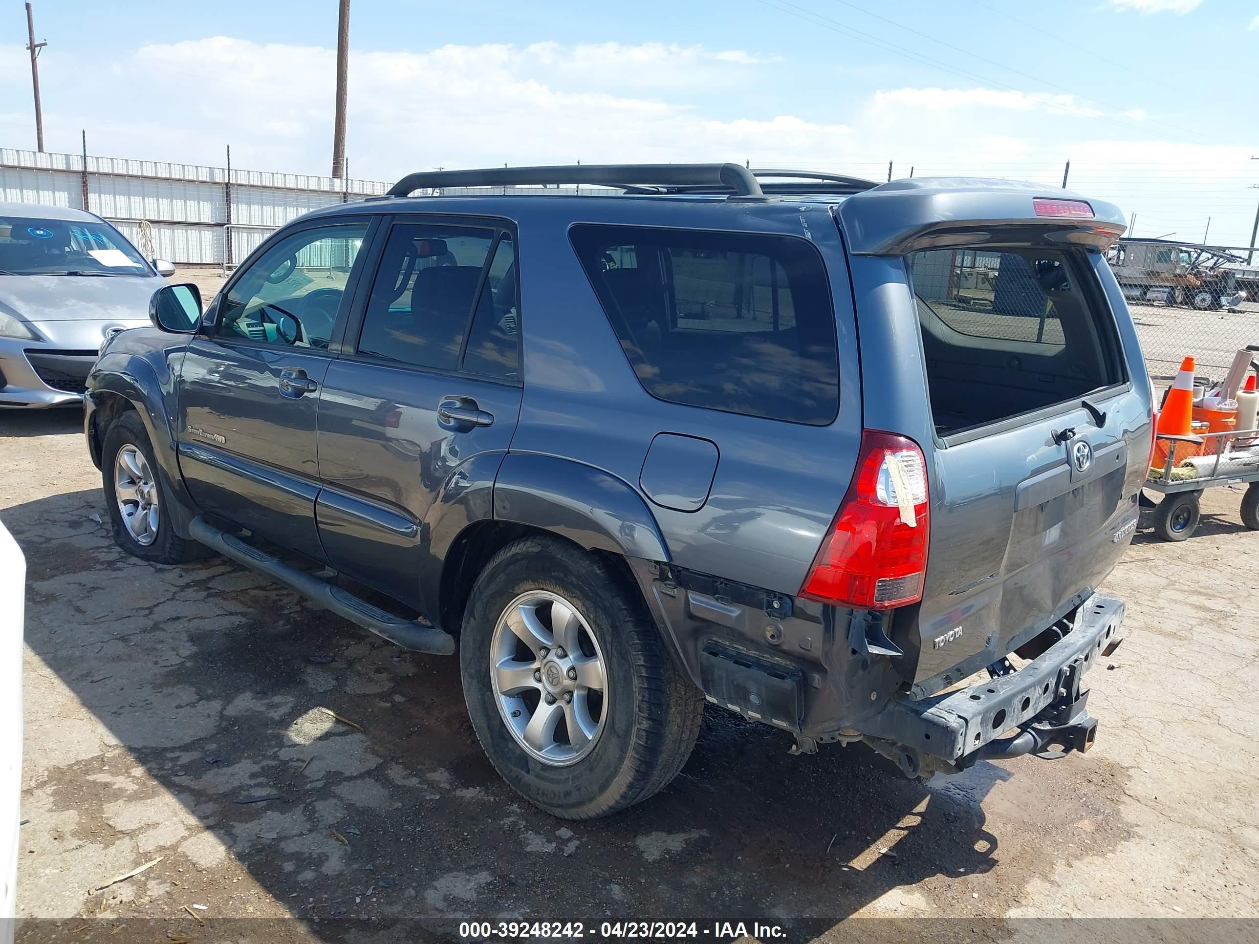 Photo 2 VIN: JTEBT14R18K003547 - TOYOTA 4RUNNER 