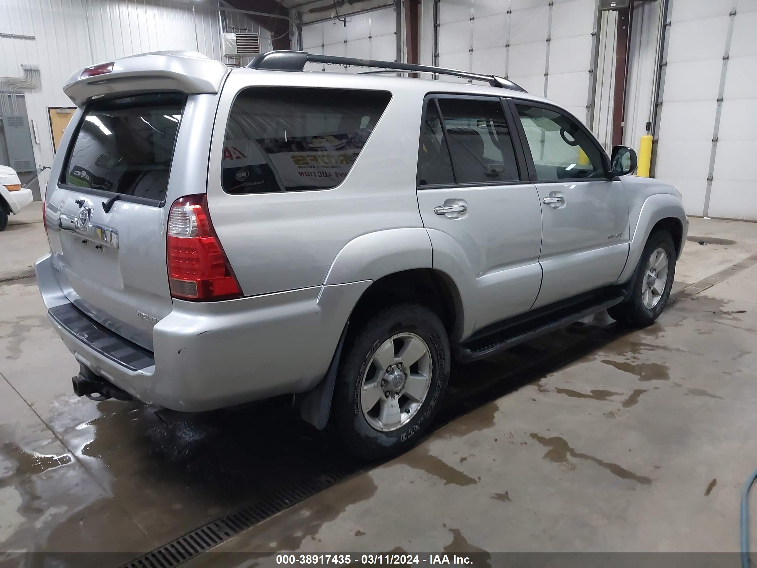 Photo 3 VIN: JTEBT14R360057800 - TOYOTA 4RUNNER 