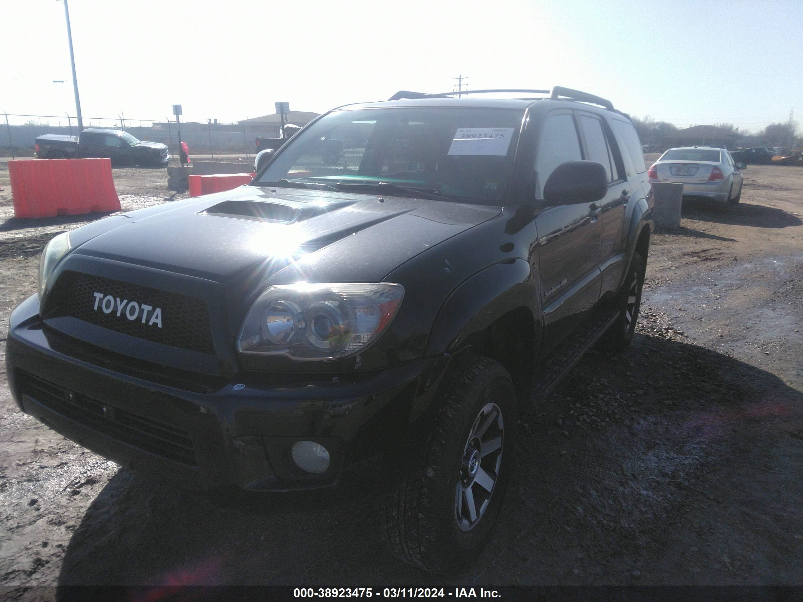 Photo 1 VIN: JTEBT14R668030074 - TOYOTA 4RUNNER 