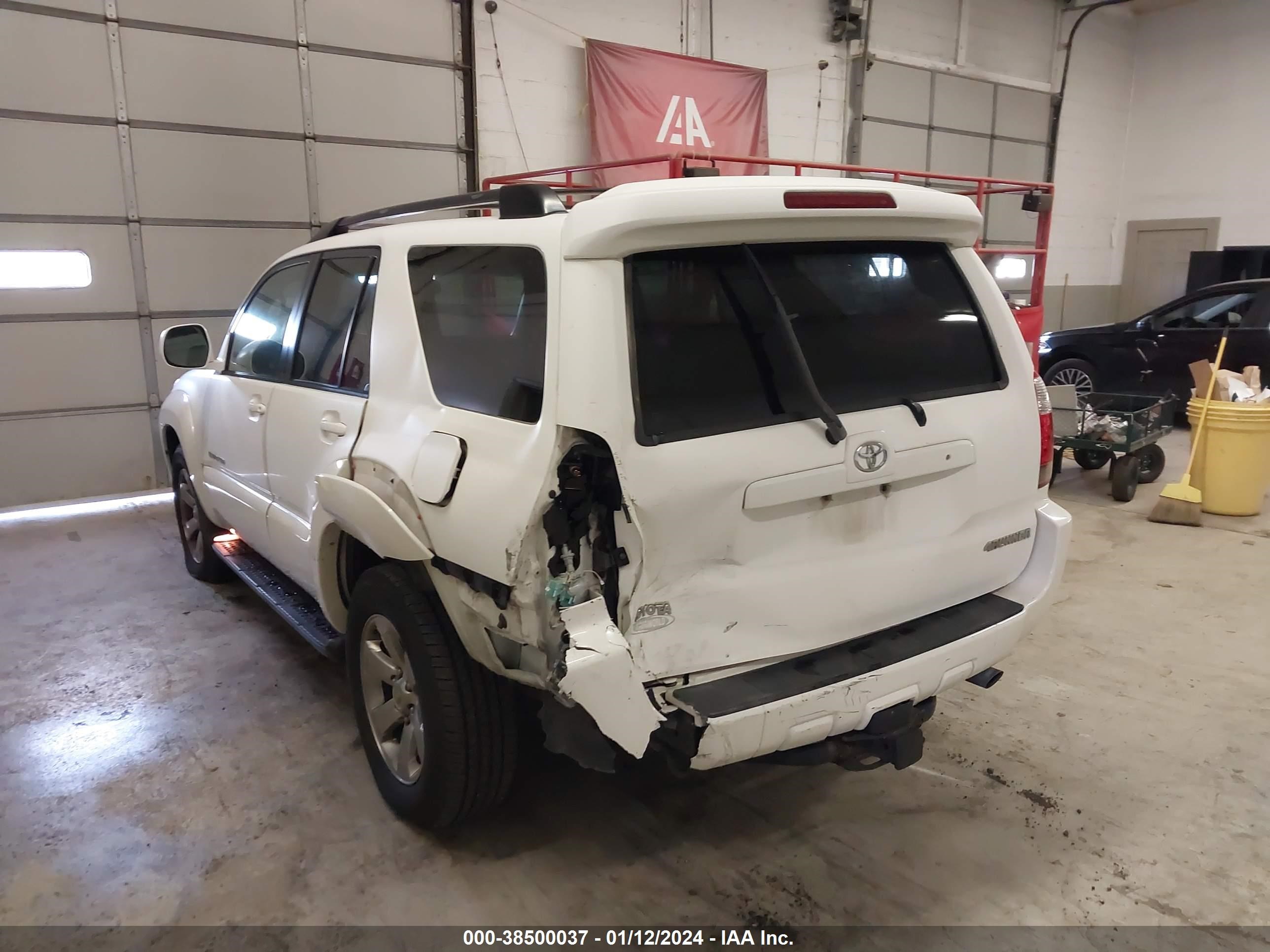 Photo 2 VIN: JTEBT17R060059662 - TOYOTA 4RUNNER 