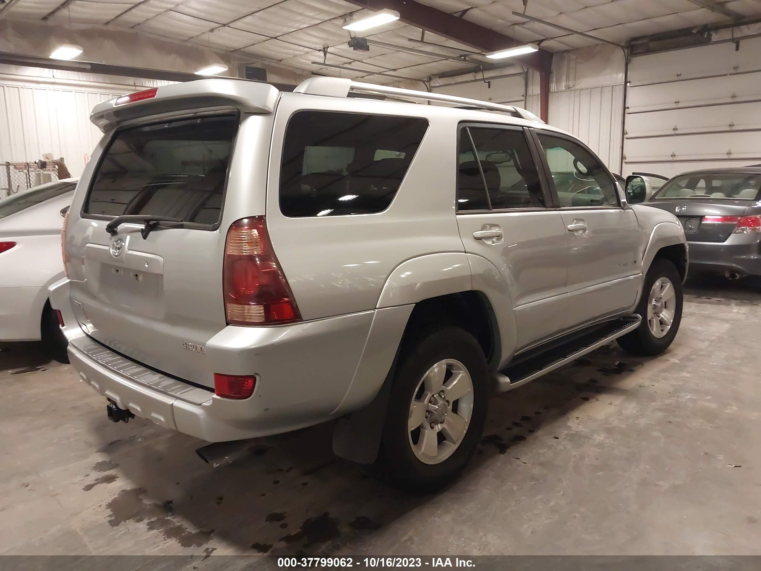 Photo 3 VIN: JTEBT17R238001078 - TOYOTA 4RUNNER 