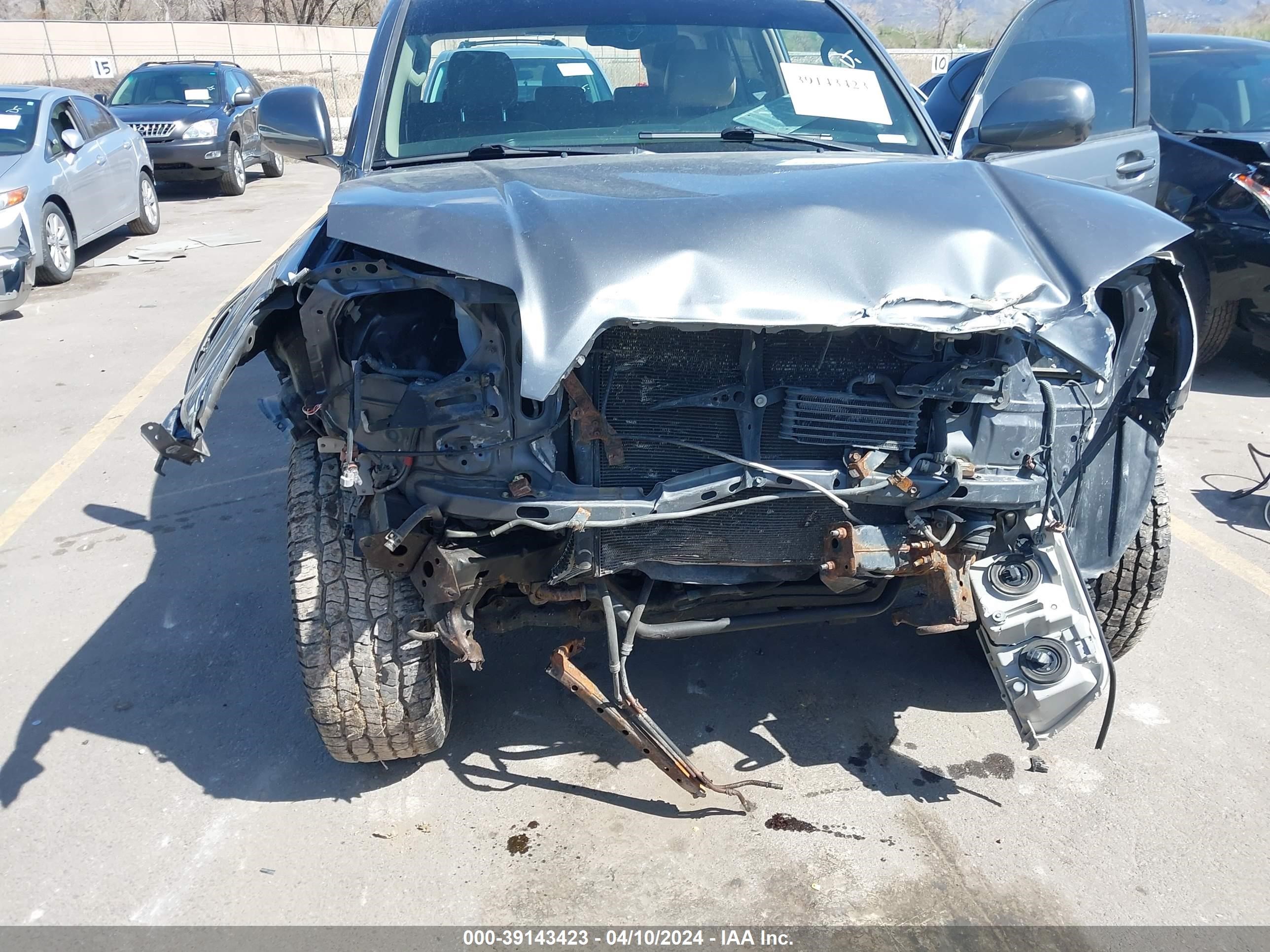 Photo 5 VIN: JTEBT17R640032172 - TOYOTA 4RUNNER 