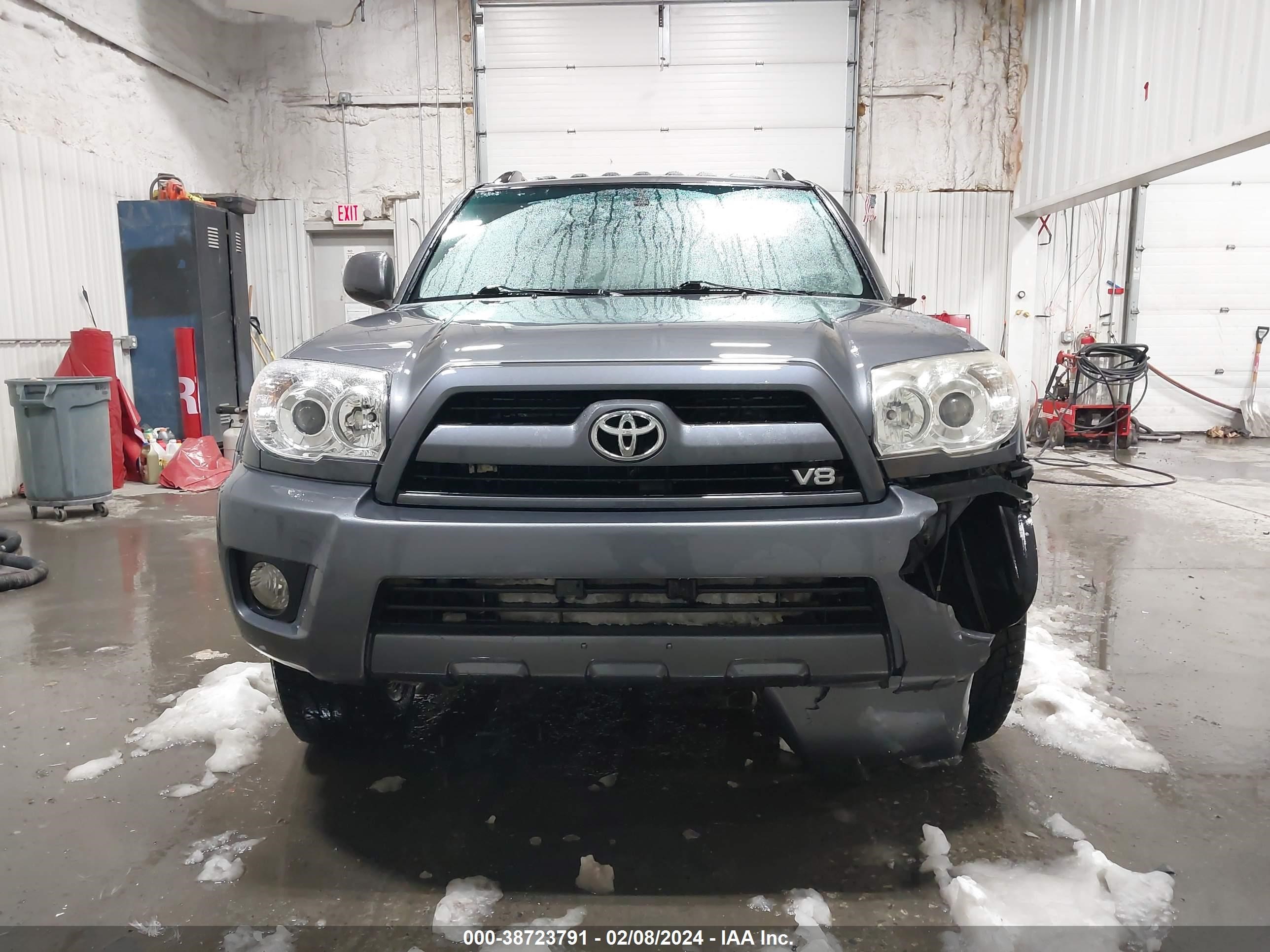 Photo 11 VIN: JTEBT17RX9K006833 - TOYOTA 4RUNNER 