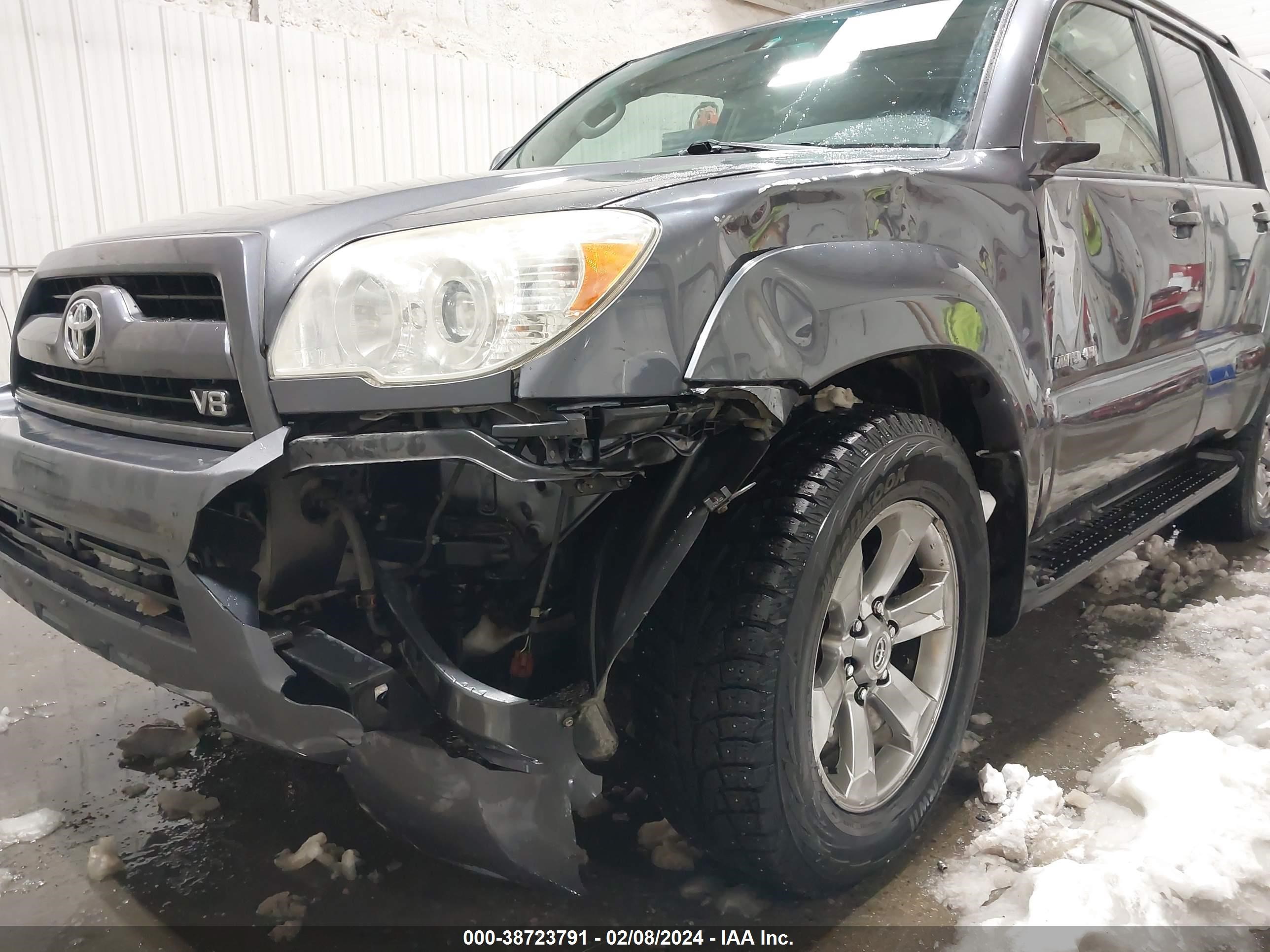 Photo 5 VIN: JTEBT17RX9K006833 - TOYOTA 4RUNNER 