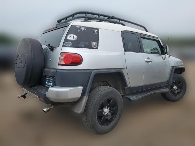 Photo 2 VIN: JTEBU11F170013013 - TOYOTA FJ CRUISER 