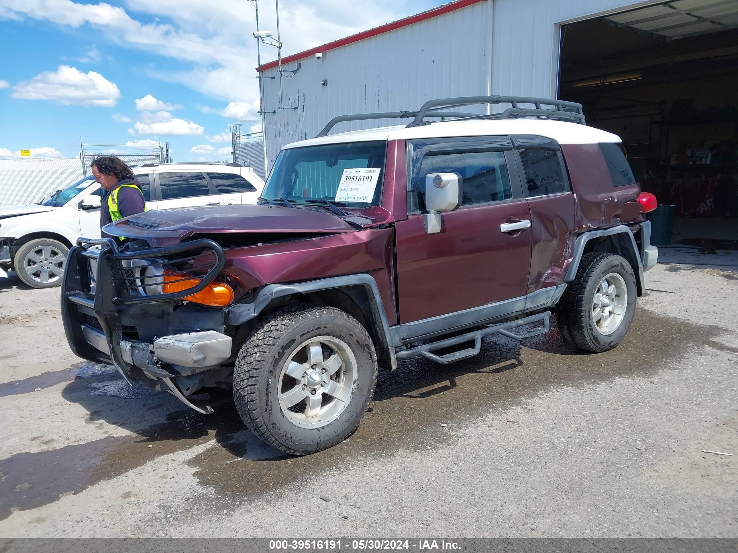 Photo 1 VIN: JTEBU11F170036856 - TOYOTA FJ CRUISER 