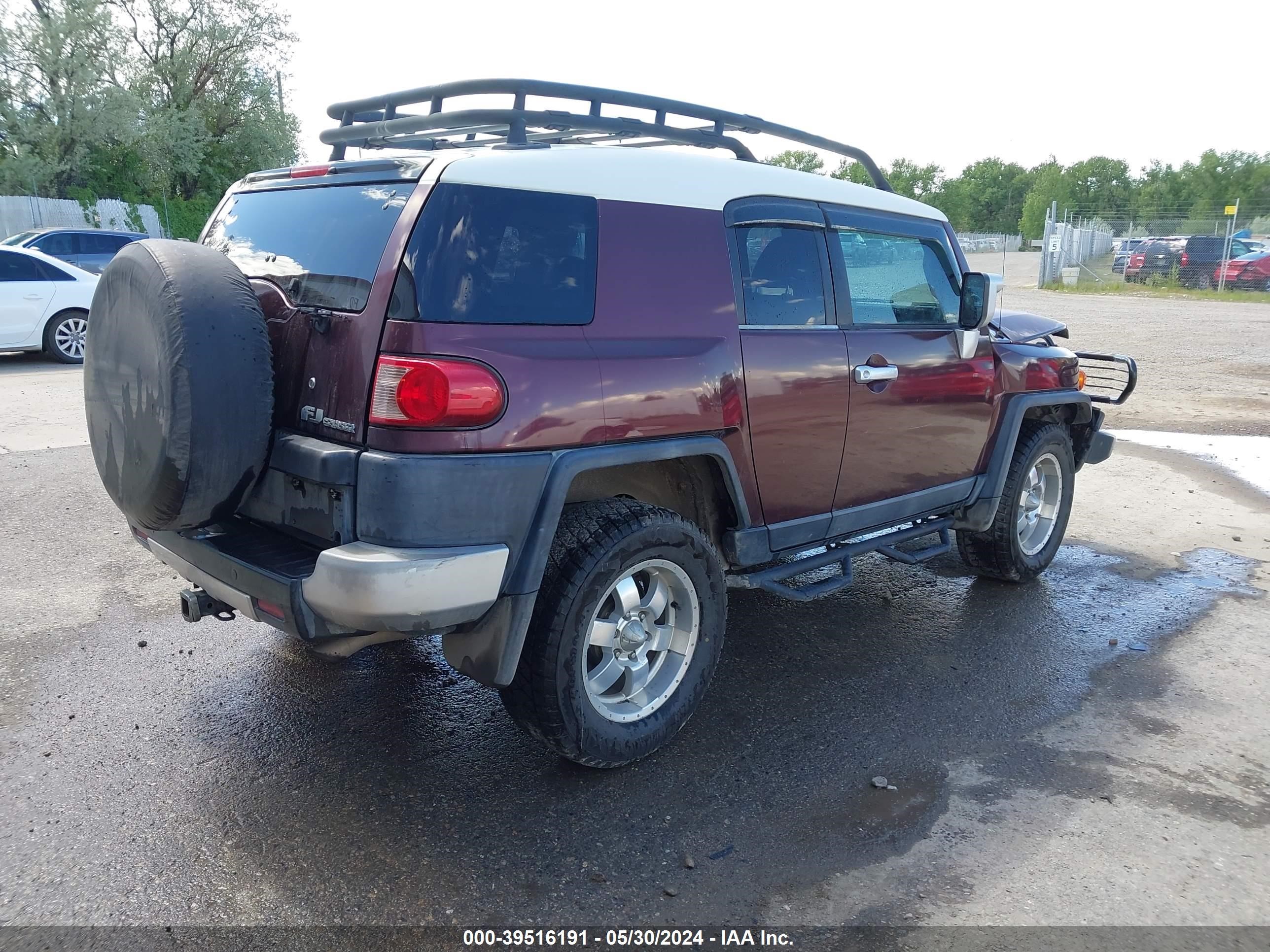 Photo 3 VIN: JTEBU11F170036856 - TOYOTA FJ CRUISER 