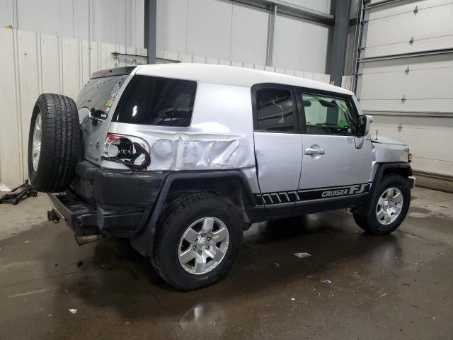 Photo 2 VIN: JTEBU11F18K001532 - TOYOTA FJ CRUISER 