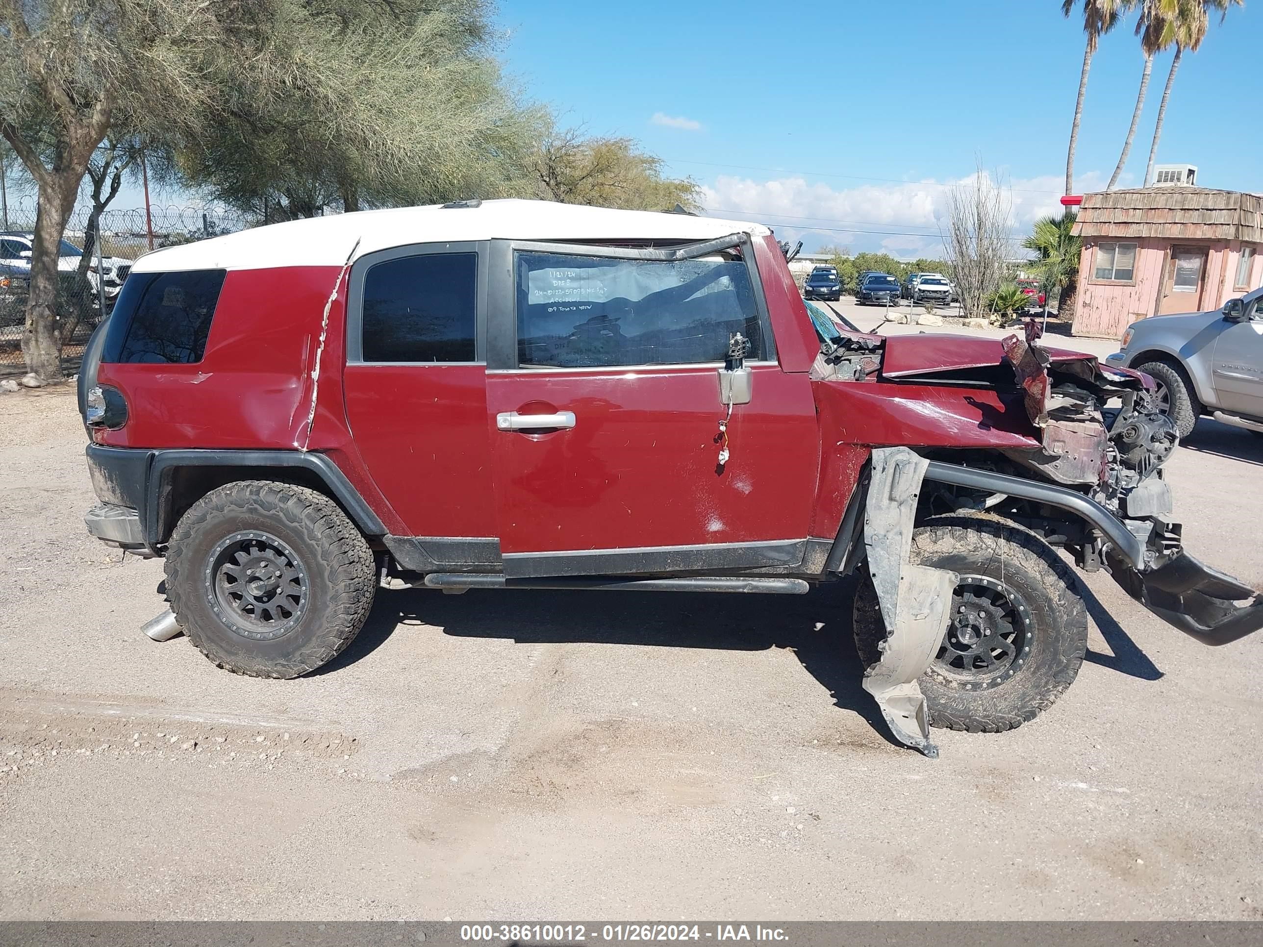 Photo 11 VIN: JTEBU11F19K059335 - TOYOTA FJ CRUISER 