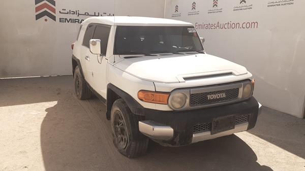 Photo 9 VIN: JTEBU11F19K069363 - TOYOTA FJ CRUISER 