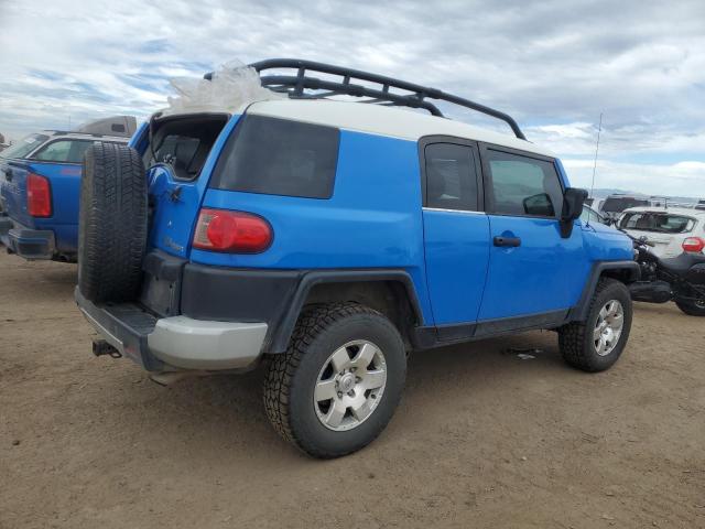 Photo 2 VIN: JTEBU11F270020181 - TOYOTA FJ CRUISER 