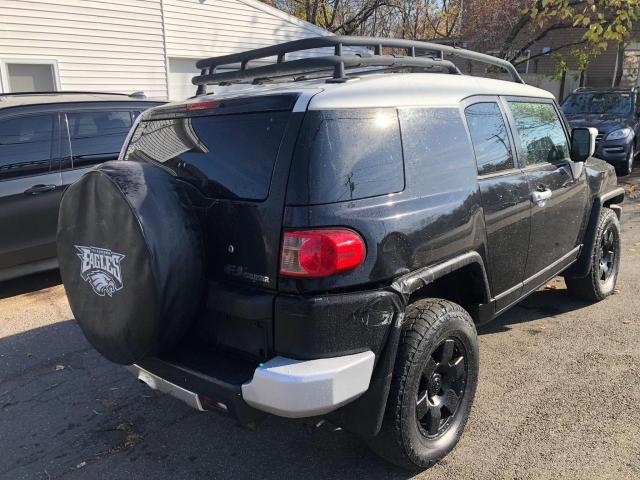 Photo 2 VIN: JTEBU11F270024683 - TOYOTA FJ CRUISER 