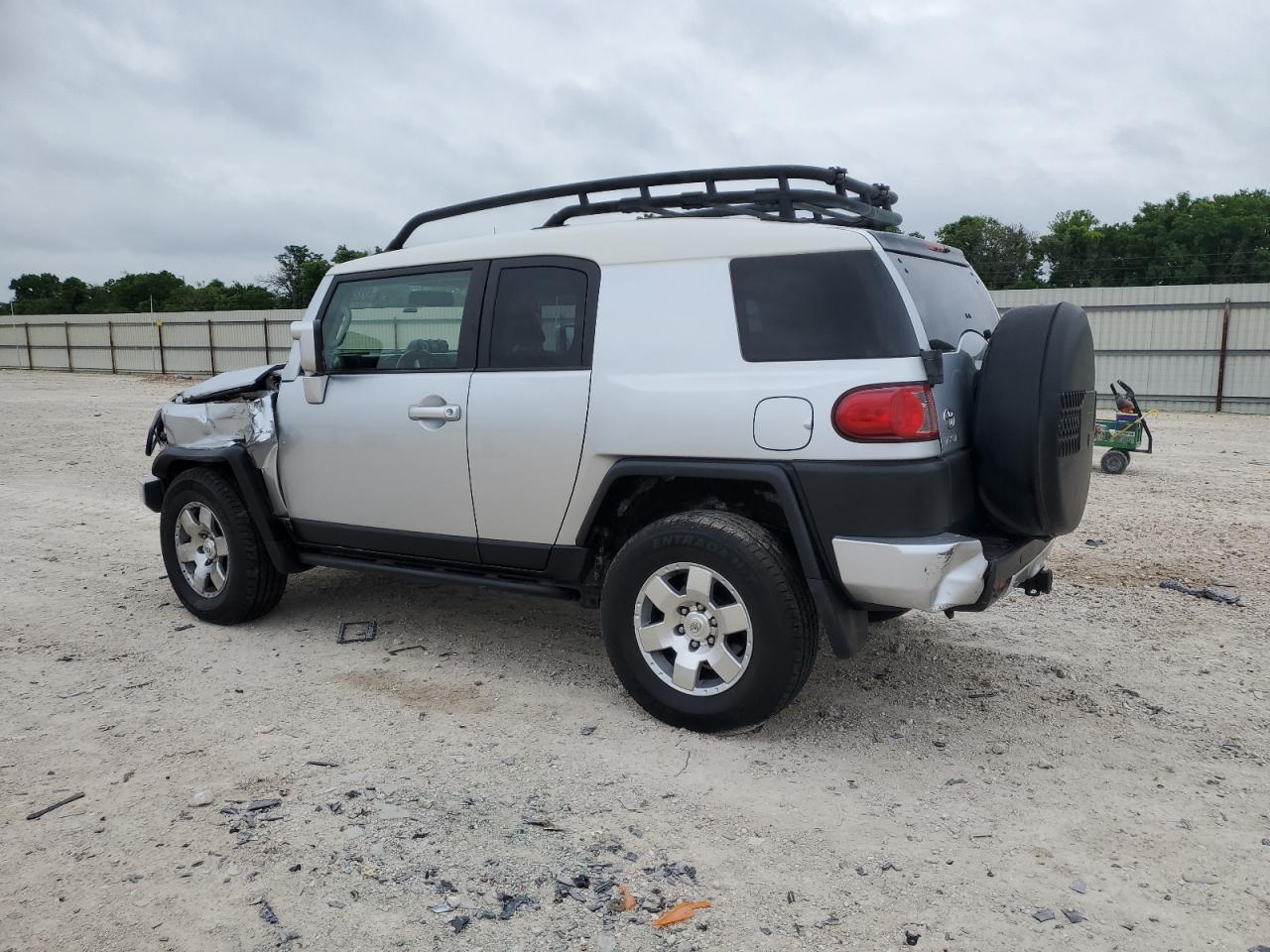 Photo 1 VIN: JTEBU11F270087704 - TOYOTA FJ CRUISER 