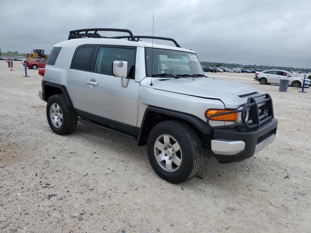 Photo 3 VIN: JTEBU11F270087704 - TOYOTA FJ CRUISER 