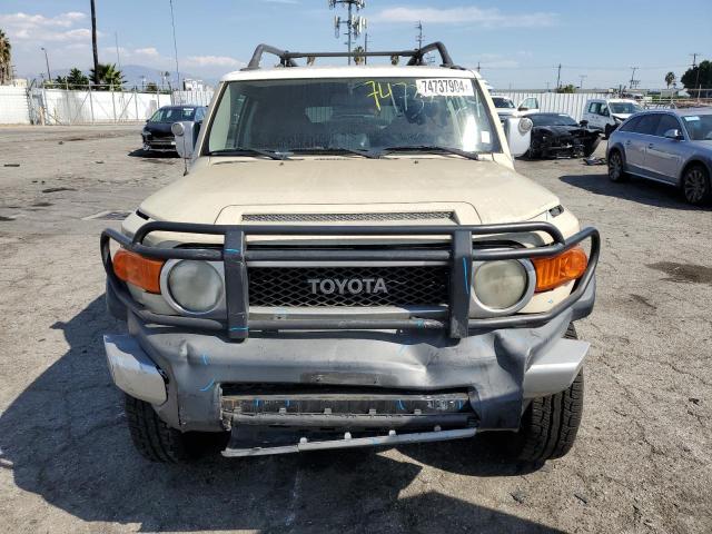 Photo 4 VIN: JTEBU11F28K013138 - TOYOTA FJ CRUISER 