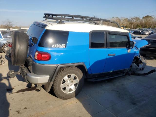 Photo 2 VIN: JTEBU11F28K055261 - TOYOTA FJ CRUISER 