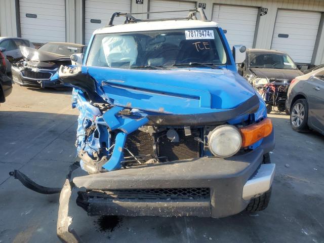 Photo 4 VIN: JTEBU11F28K055261 - TOYOTA FJ CRUISER 