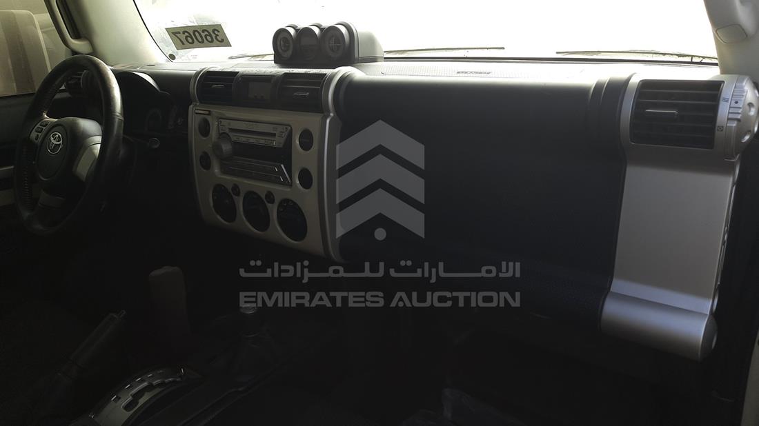 Photo 24 VIN: JTEBU11F2AK086418 - TOYOTA FJ 