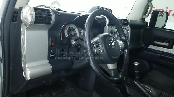 Photo 10 VIN: JTEBU11F38K055060 - TOYOTA FJ CRUISER 