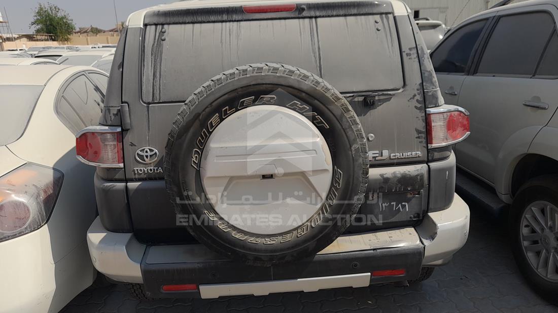 Photo 5 VIN: JTEBU11F39K068683 - TOYOTA FJ 