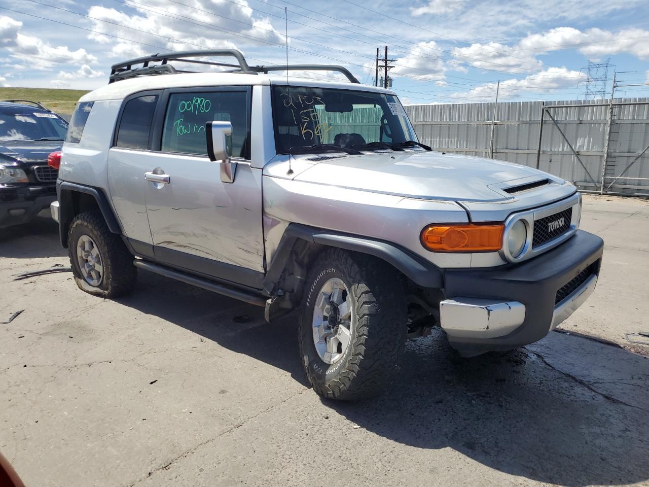 Photo 3 VIN: JTEBU11F470068572 - TOYOTA FJ CRUISER 