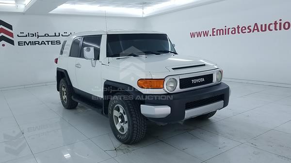 Photo 8 VIN: JTEBU11F48K045119 - TOYOTA FJ CRUISER 