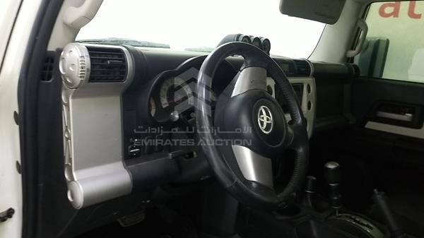 Photo 8 VIN: JTEBU11F4EK184744 - TOYOTA FJ CRUISER 