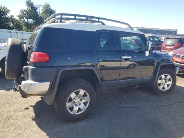 Photo 2 VIN: JTEBU11F570100736 - TOYOTA FJ CRUISER 