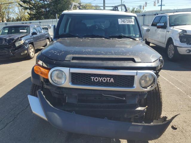 Photo 4 VIN: JTEBU11F570100736 - TOYOTA FJ CRUISER 