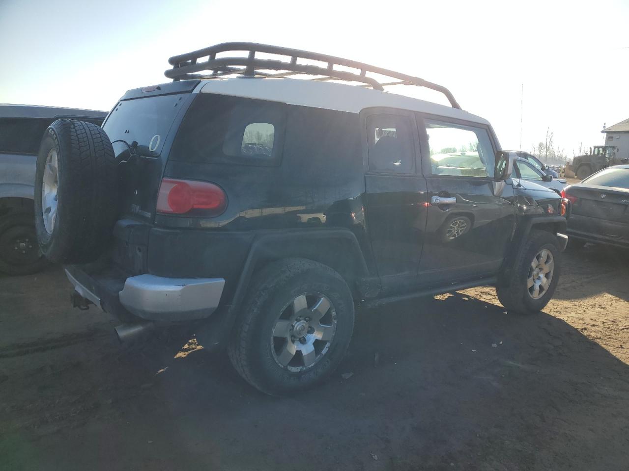 Photo 2 VIN: JTEBU11F58K020553 - TOYOTA FJ CRUISER 