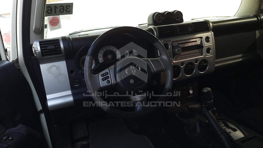 Photo 10 VIN: JTEBU11F59K066479 - TOYOTA FJ 