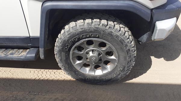 Photo 30 VIN: JTEBU11F5CK119334 - TOYOTA FJ CRUISER 