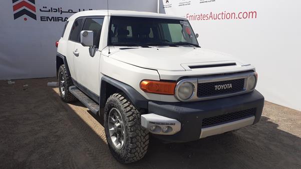 Photo 8 VIN: JTEBU11F5CK119334 - TOYOTA FJ CRUISER 