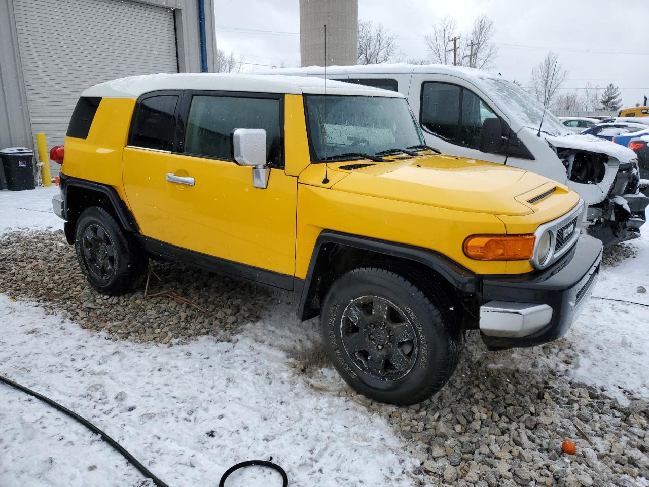 Photo 3 VIN: JTEBU11F670009569 - TOYOTA FJ CRUISER 