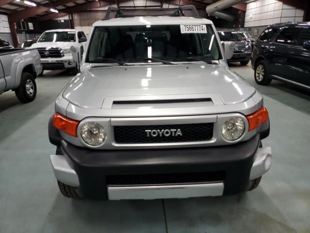 Photo 4 VIN: JTEBU11F670022970 - TOYOTA FJ CRUISER 