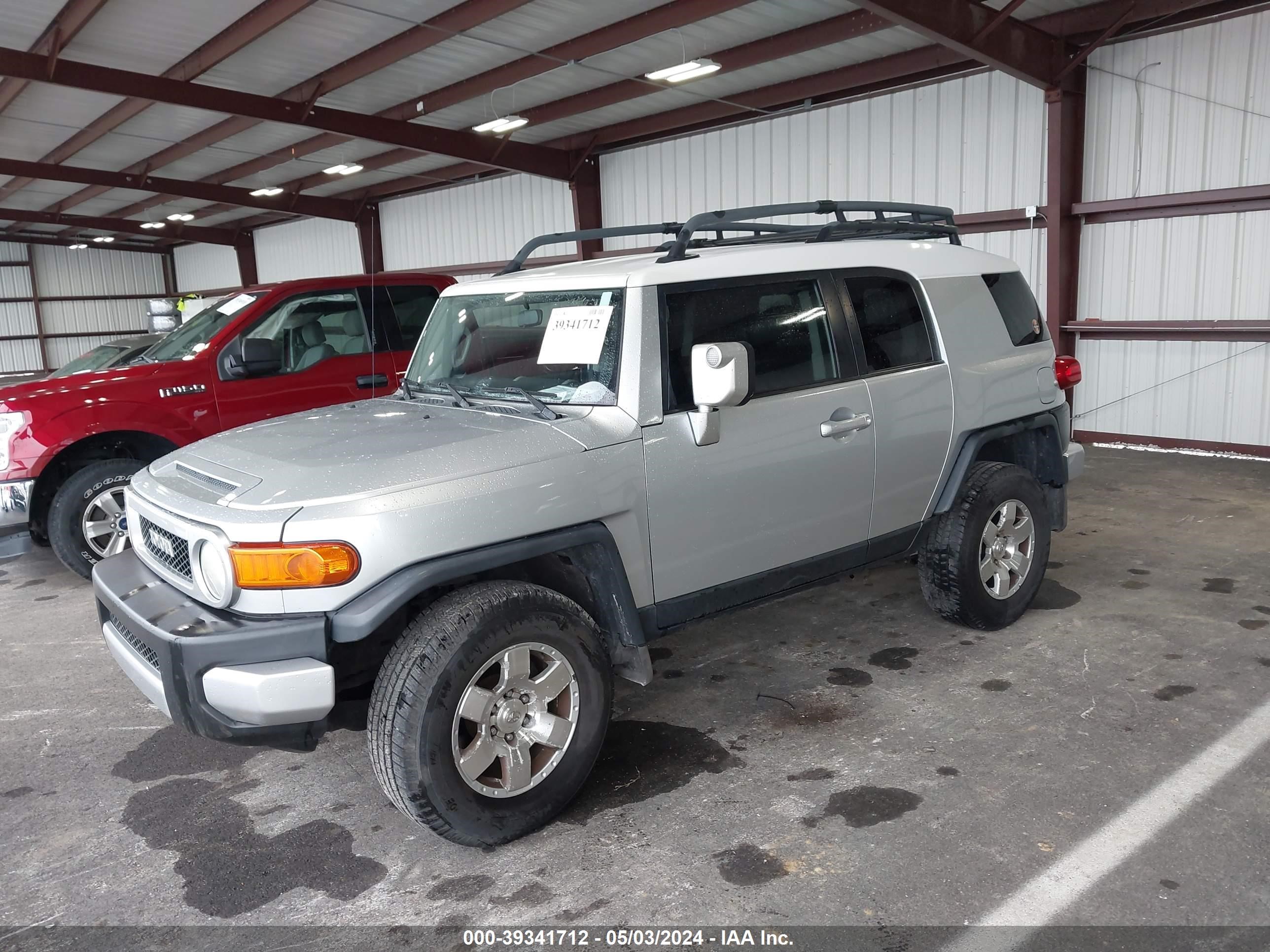 Photo 1 VIN: JTEBU11F670024282 - TOYOTA FJ CRUISER 