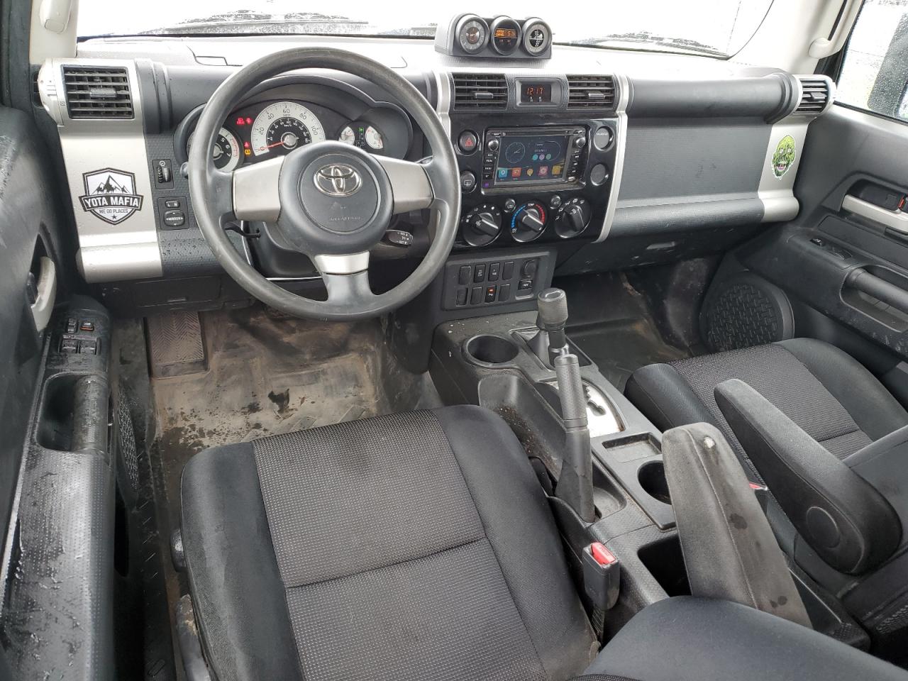 Photo 7 VIN: JTEBU11F68K015197 - TOYOTA FJ CRUISER 