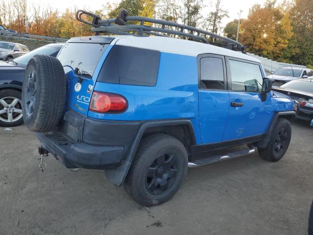 Photo 2 VIN: JTEBU11F770008527 - TOYOTA FJ CRUISER 