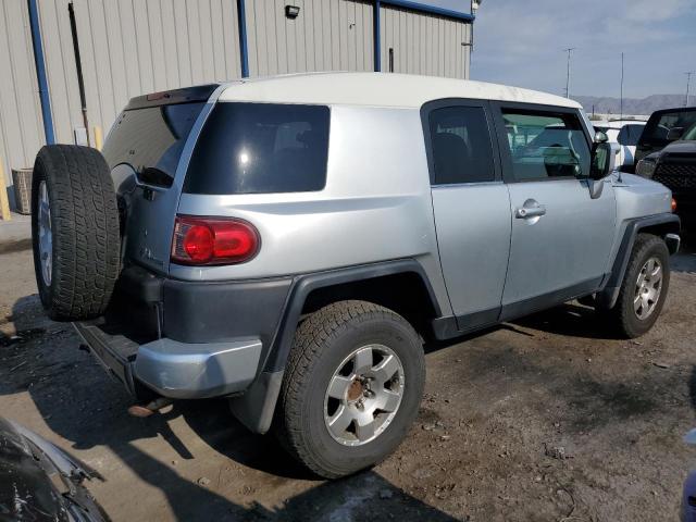 Photo 2 VIN: JTEBU11F770019284 - TOYOTA FJ CRUISER 