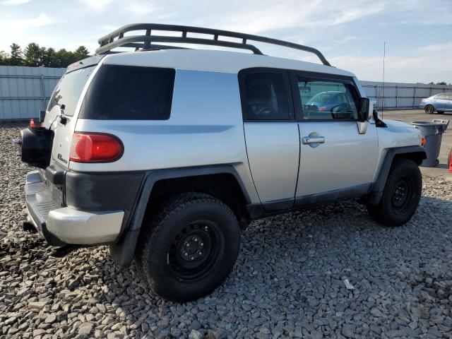 Photo 2 VIN: JTEBU11F770047053 - TOYOTA FJ CRUISER 