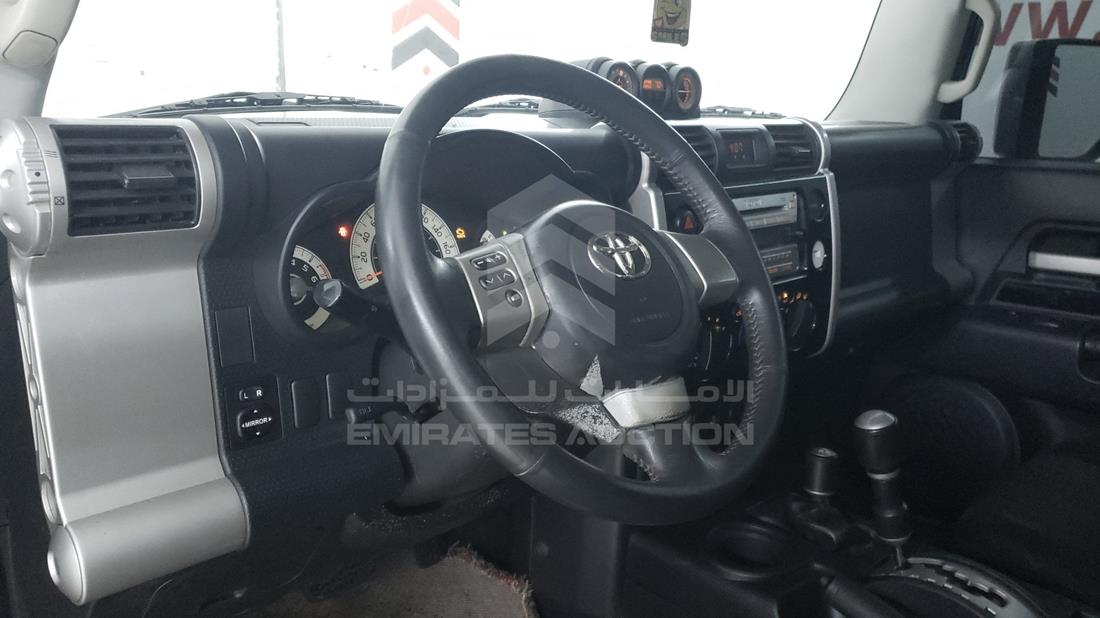 Photo 12 VIN: JTEBU11F7AK087189 - TOYOTA FJ 