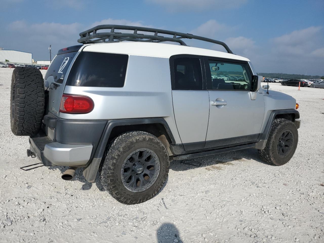 Photo 2 VIN: JTEBU11F870016040 - TOYOTA FJ CRUISER 