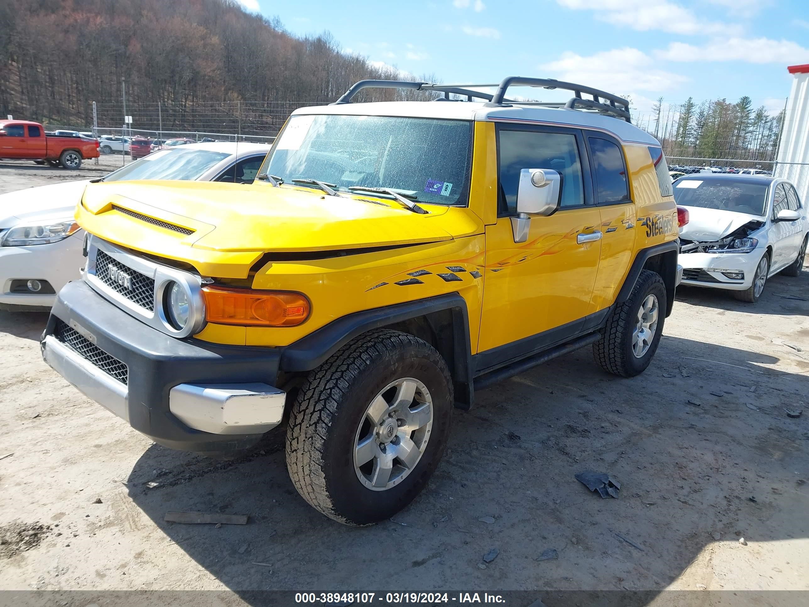 Photo 1 VIN: JTEBU11F870021352 - TOYOTA FJ CRUISER 