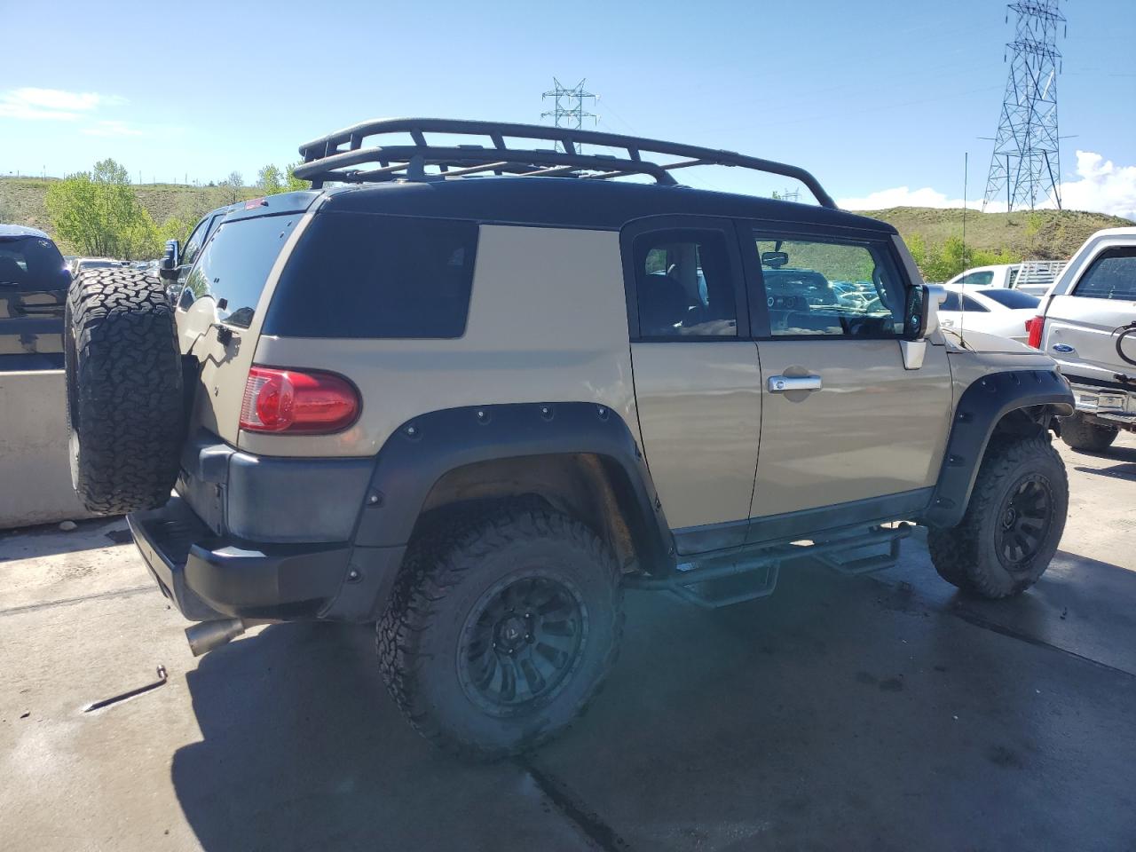 Photo 2 VIN: JTEBU11F870036272 - TOYOTA FJ CRUISER 