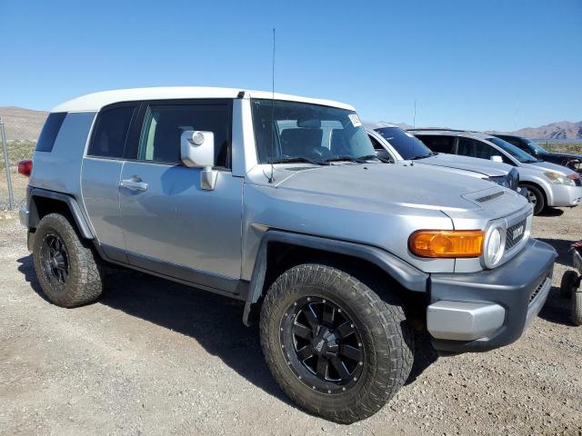 Photo 3 VIN: JTEBU11F870088369 - TOYOTA FJ CRUISER 