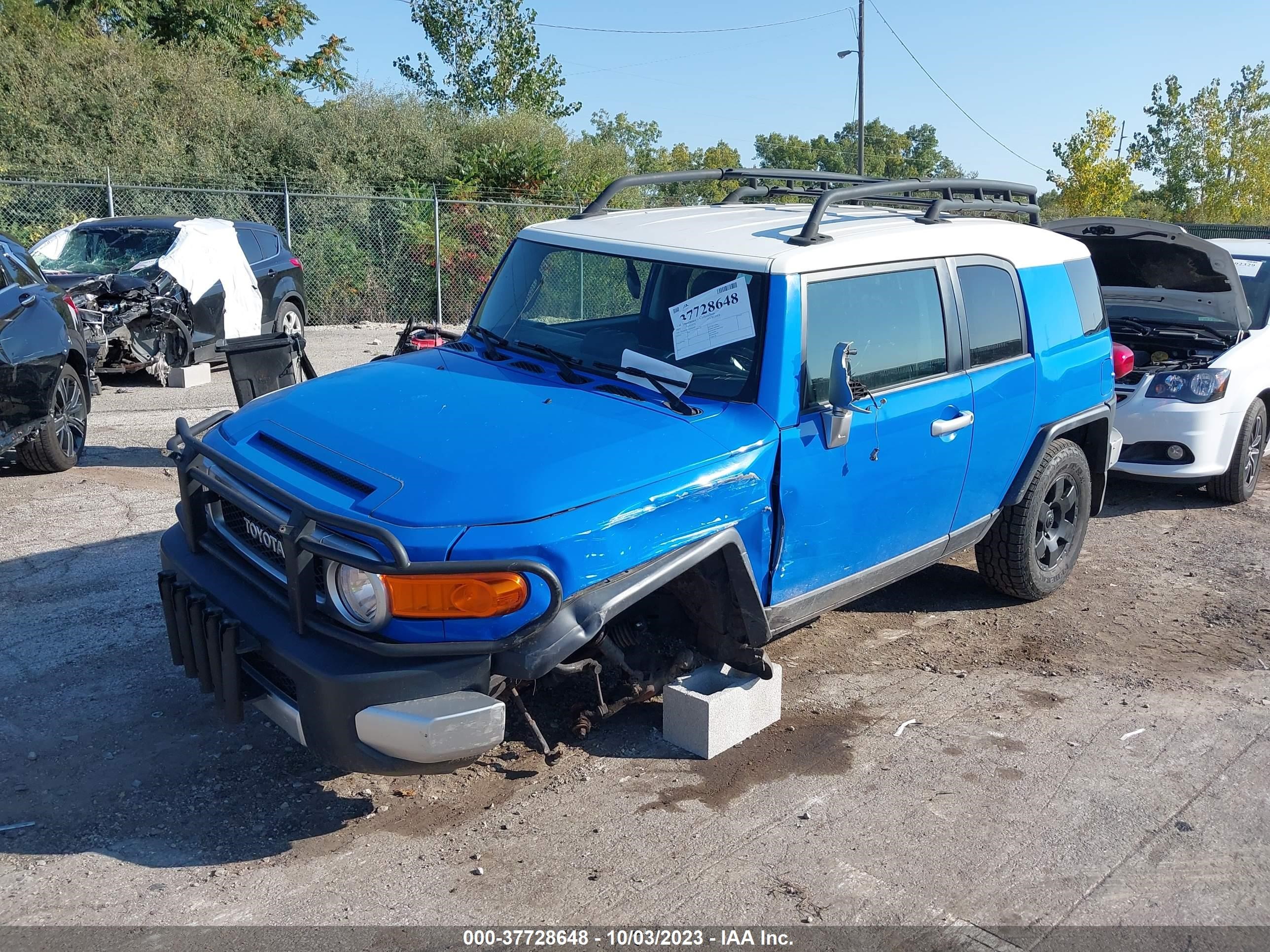 Photo 1 VIN: JTEBU11F870100309 - TOYOTA FJ CRUISER 