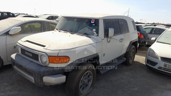 Photo 3 VIN: JTEBU11F8DK173938 - TOYOTA FJ CRUISER 