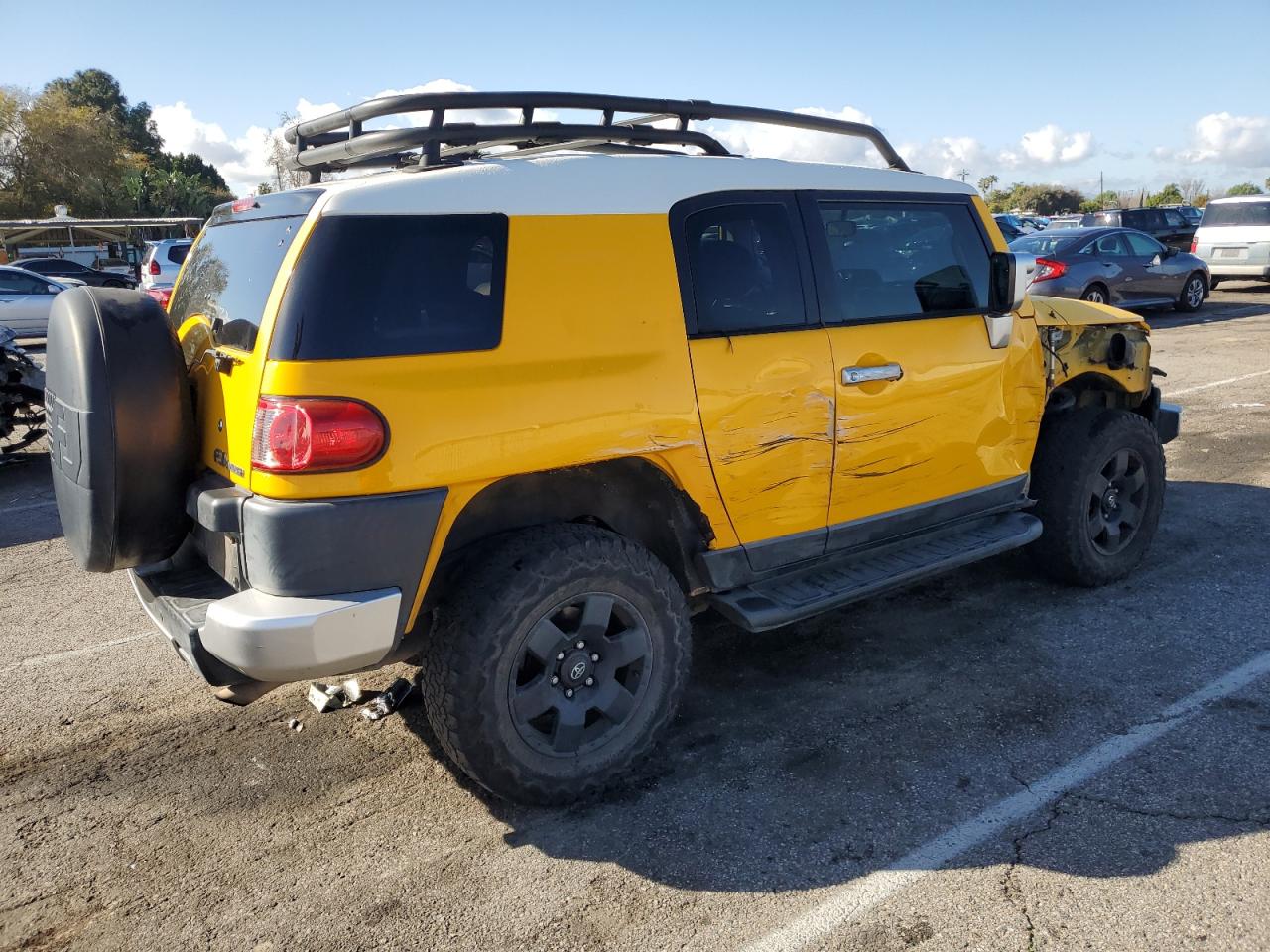 Photo 2 VIN: JTEBU11F970009744 - TOYOTA FJ CRUISER 